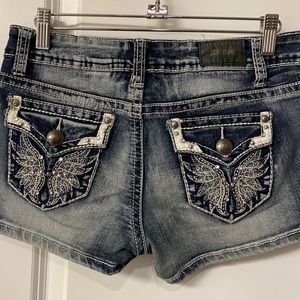 Woman’s shorts